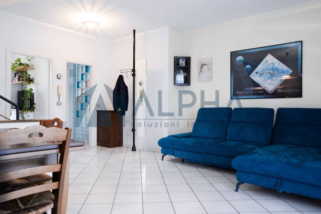 casa indipendente in vendita a Bellaria-Igea Marina in zona Igea Marina