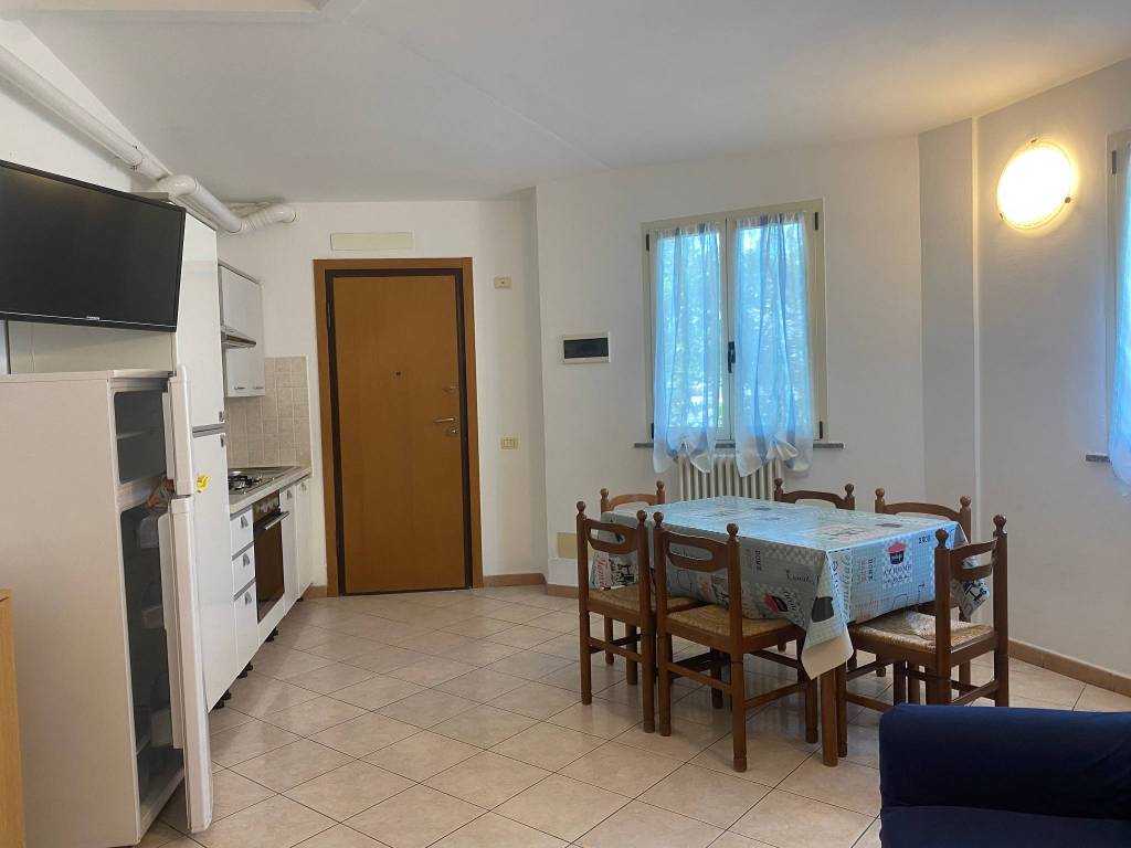 appartamento in vendita a Bellaria-Igea Marina in zona Igea Marina