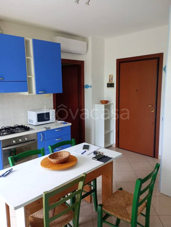 appartamento in vendita a Bellaria-Igea Marina in zona Igea Marina