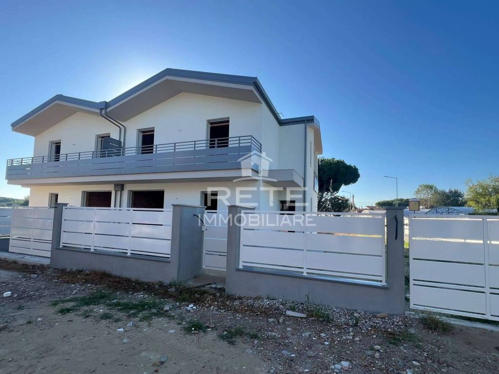 appartamento in vendita a Bellaria-Igea Marina in zona Igea Marina