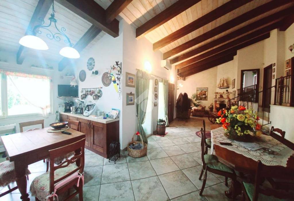 casa indipendente in vendita a Bellaria-Igea Marina