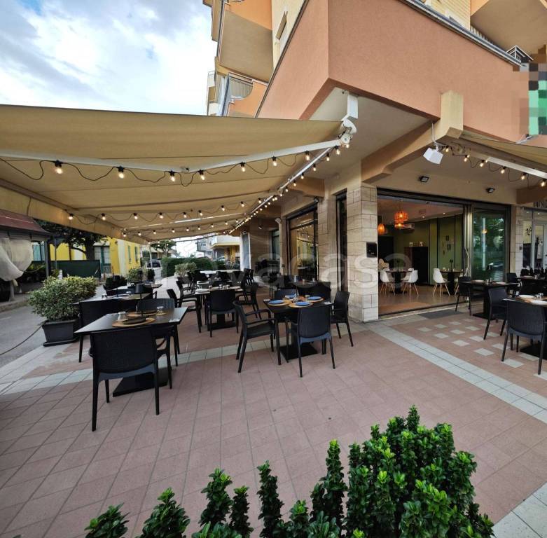 negozio in vendita a Bellaria-Igea Marina in zona Bellaria