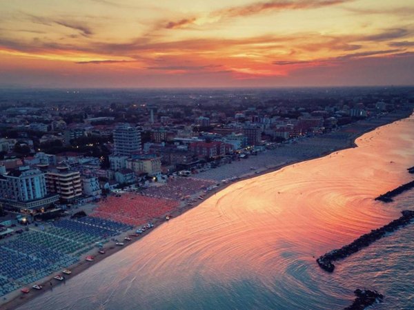negozio in vendita a Bellaria-Igea Marina