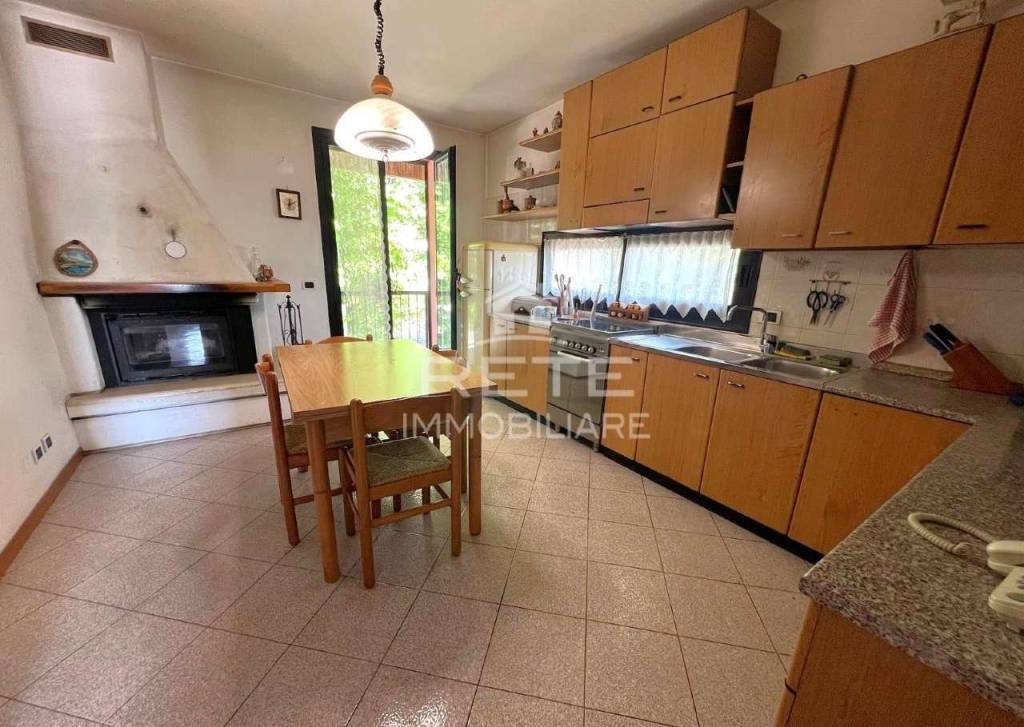 casa indipendente in vendita a Bellaria-Igea Marina in zona Igea Marina