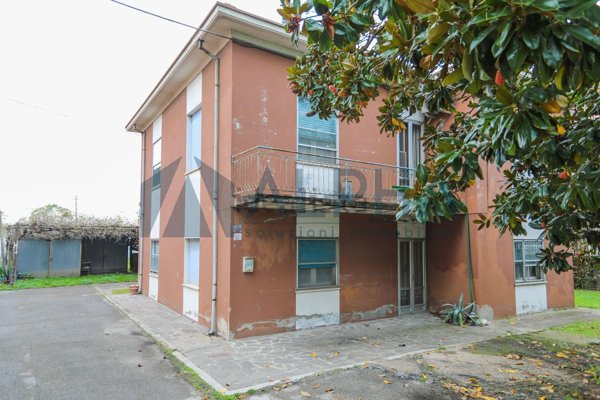 casa indipendente in vendita a Bellaria-Igea Marina in zona Bellaria