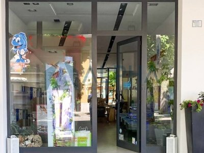 negozio in vendita a Bellaria-Igea Marina in zona Bellaria