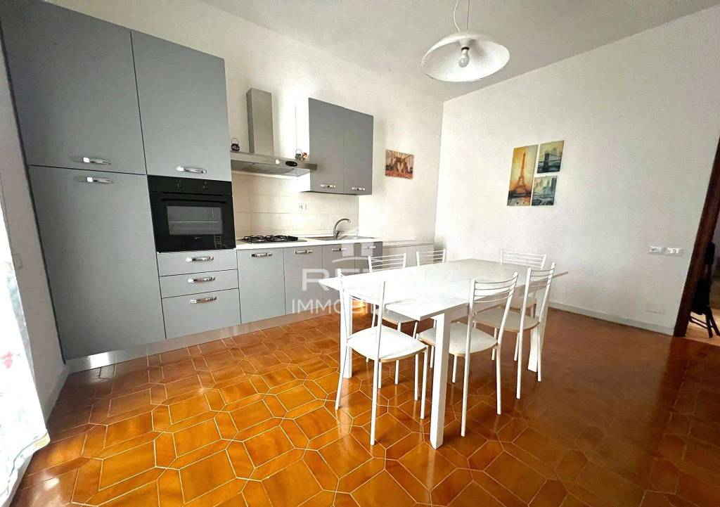 appartamento in vendita a Bellaria-Igea Marina in zona Igea Marina