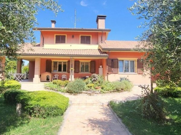 casa indipendente in vendita a Bellaria-Igea Marina in zona Igea Marina