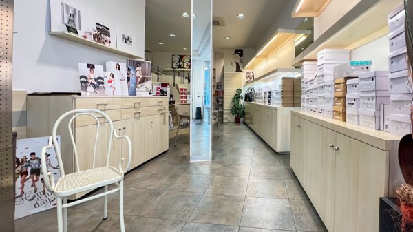 negozio in vendita a Bellaria-Igea Marina in zona Bellaria