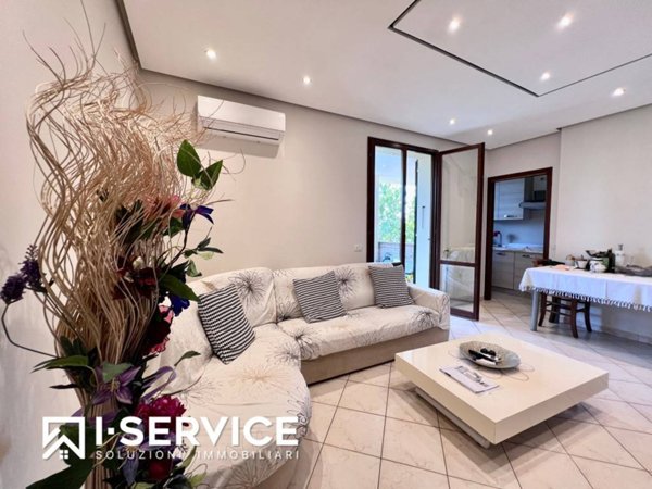 appartamento in vendita a Bellaria-Igea Marina in zona Igea Marina