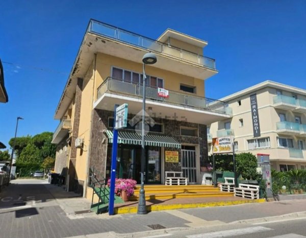 appartamento in vendita a Bellaria-Igea Marina in zona Igea Marina