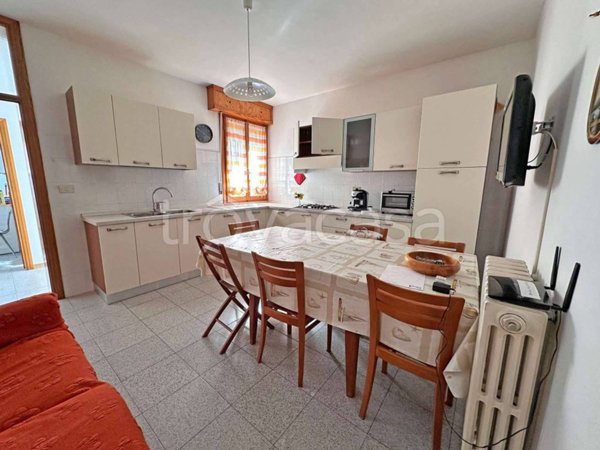 casa indipendente in vendita a Bellaria-Igea Marina in zona Bellaria