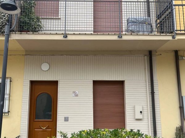 casa indipendente in vendita a Bellaria-Igea Marina in zona Bellaria