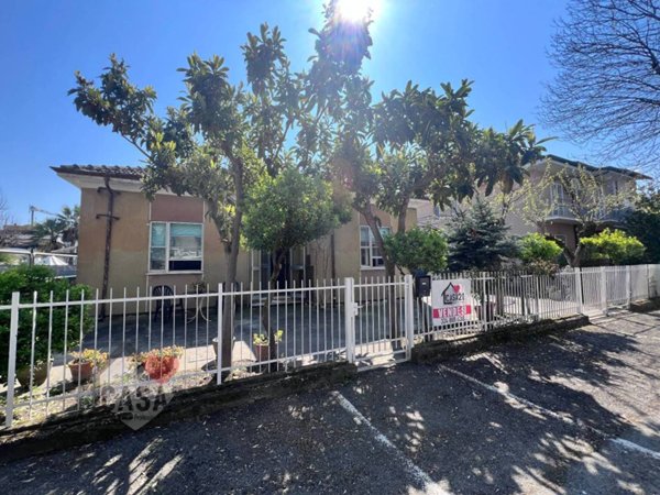 casa indipendente in vendita a Bellaria-Igea Marina in zona Bellaria