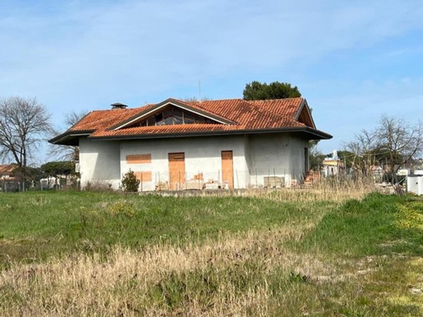casa indipendente in vendita a Bellaria-Igea Marina in zona Bellaria