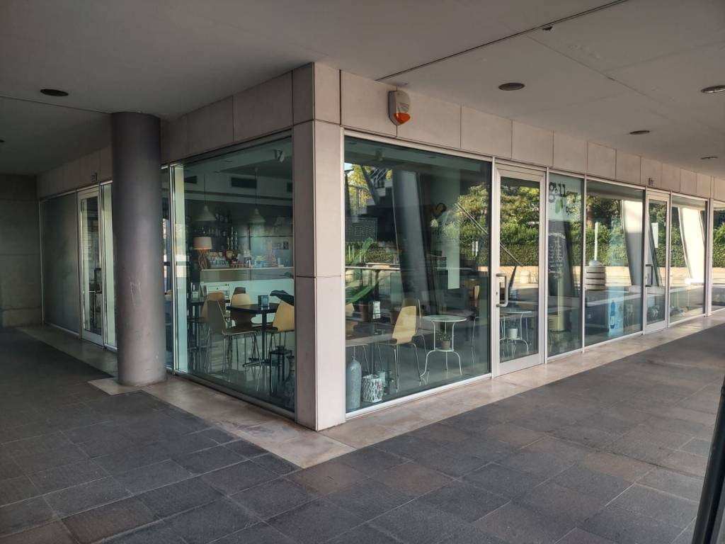 negozio in vendita a Bellaria-Igea Marina in zona Bellaria