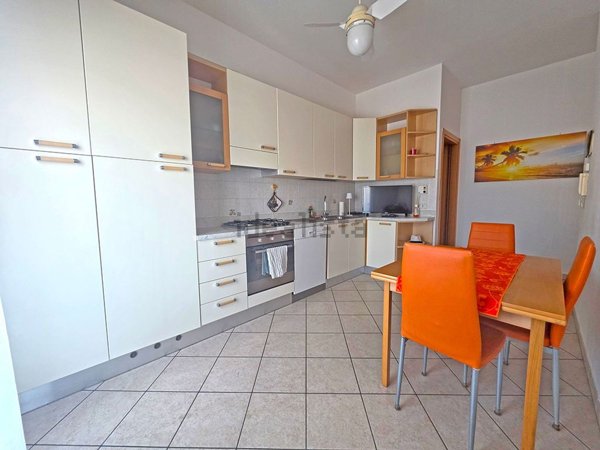 appartamento in vendita a Bellaria-Igea Marina in zona Igea Marina