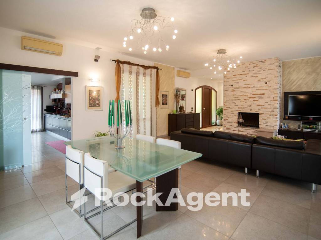 casa indipendente in vendita a Bellaria-Igea Marina