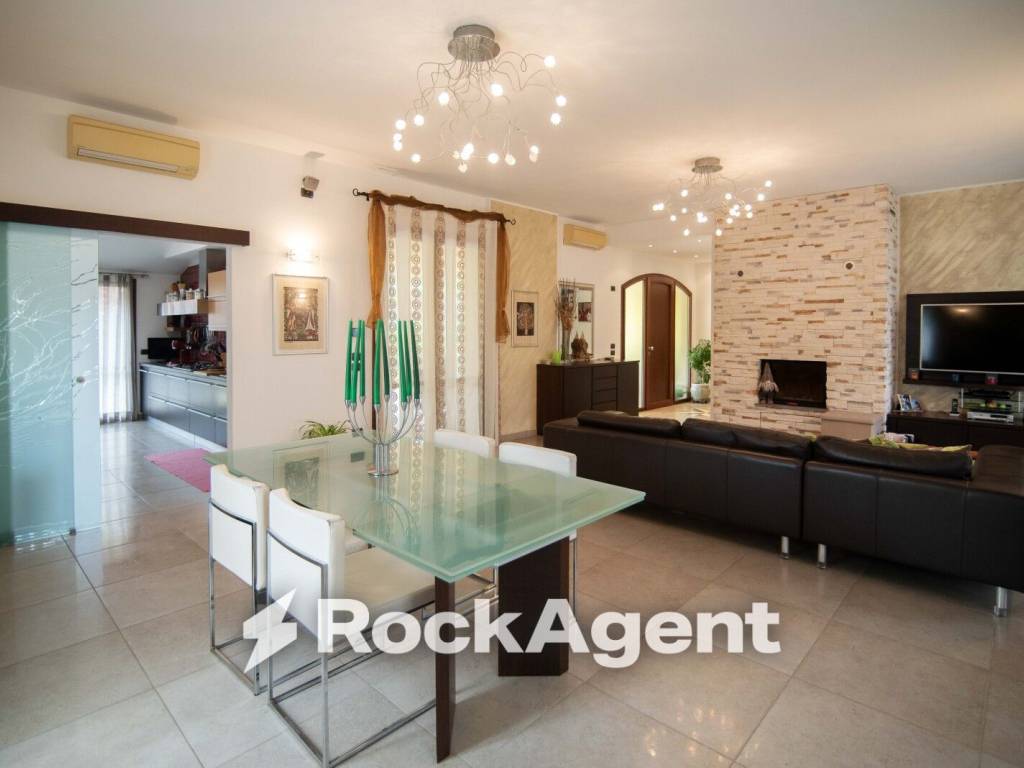 casa indipendente in vendita a Bellaria-Igea Marina