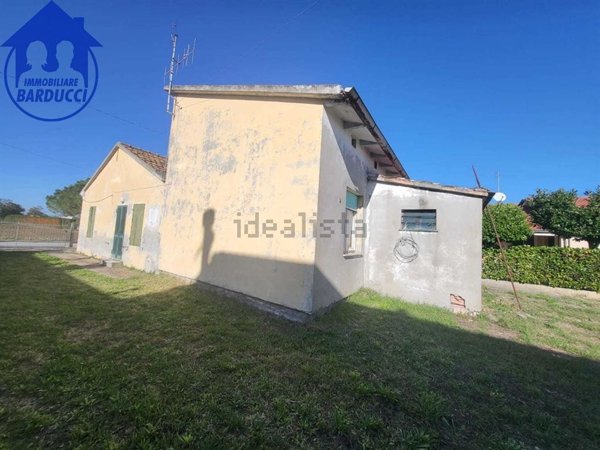 casa indipendente in vendita a Bellaria-Igea Marina in zona Igea Marina