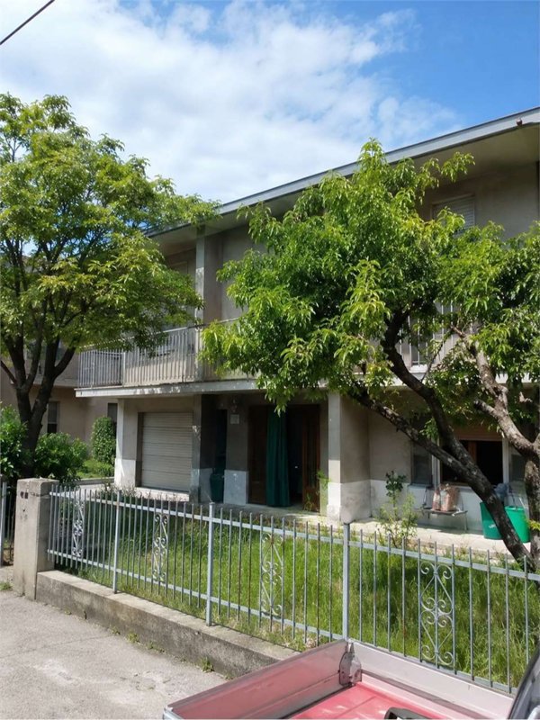 casa indipendente in vendita a Bellaria-Igea Marina in zona Bellaria