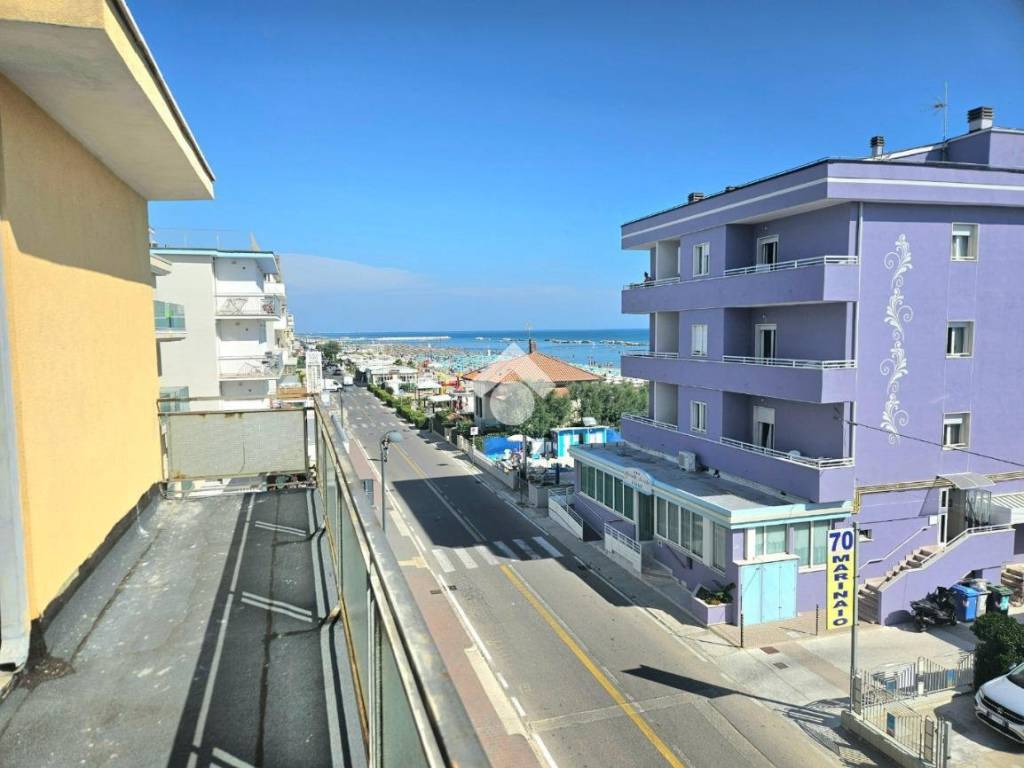 appartamento in vendita a Bellaria-Igea Marina in zona Igea Marina