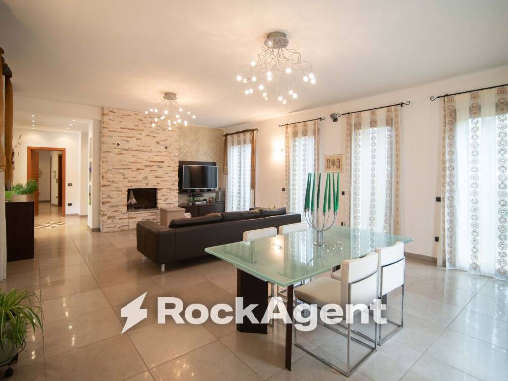 casa indipendente in vendita a Bellaria-Igea Marina in zona Bellaria