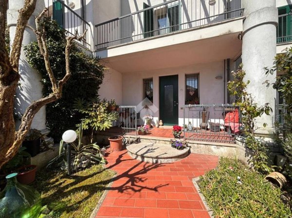 casa indipendente in vendita a Bellaria-Igea Marina in zona Bellaria