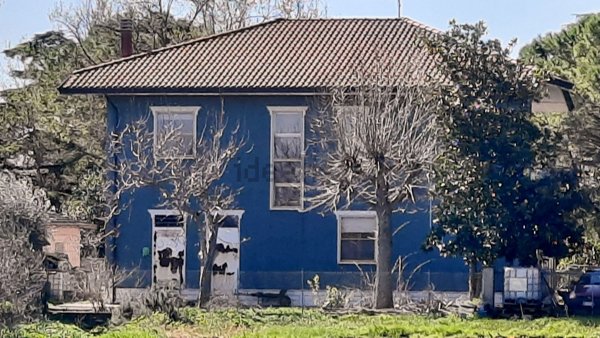 casa indipendente in vendita a Bellaria-Igea Marina in zona Bellaria