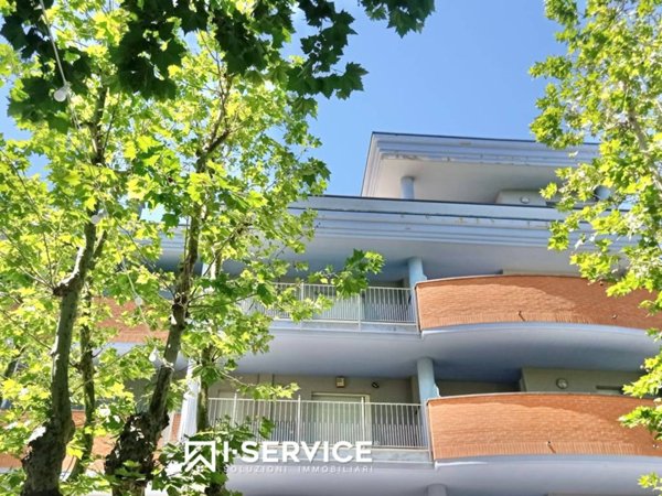 appartamento in vendita a Bellaria-Igea Marina in zona Igea Marina