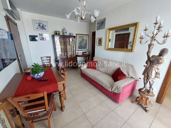 appartamento in vendita a Bellaria-Igea Marina in zona Igea Marina