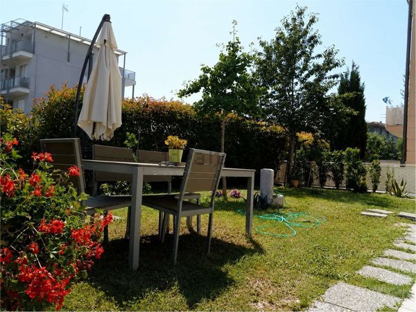 appartamento in vendita a Bellaria-Igea Marina in zona Igea Marina