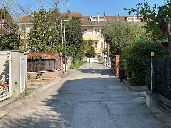 appartamento in vendita a Bellaria-Igea Marina in zona Igea Marina