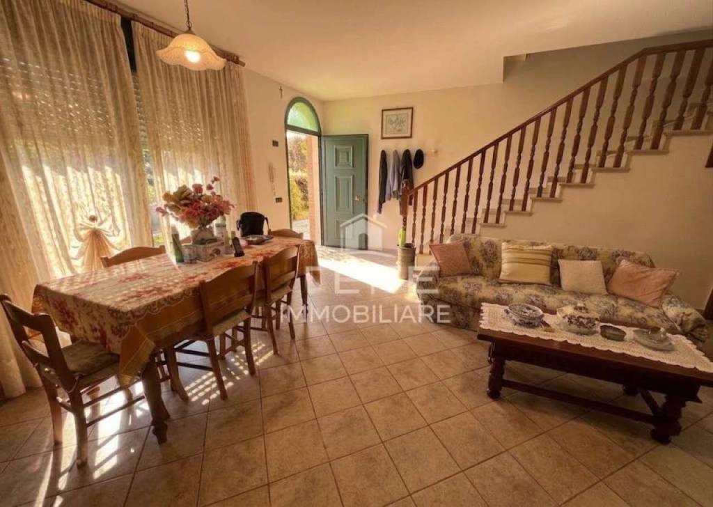 casa indipendente in vendita a Bellaria-Igea Marina in zona Igea Marina