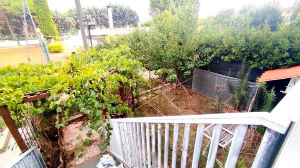casa indipendente in vendita a Bellaria-Igea Marina in zona Igea Marina