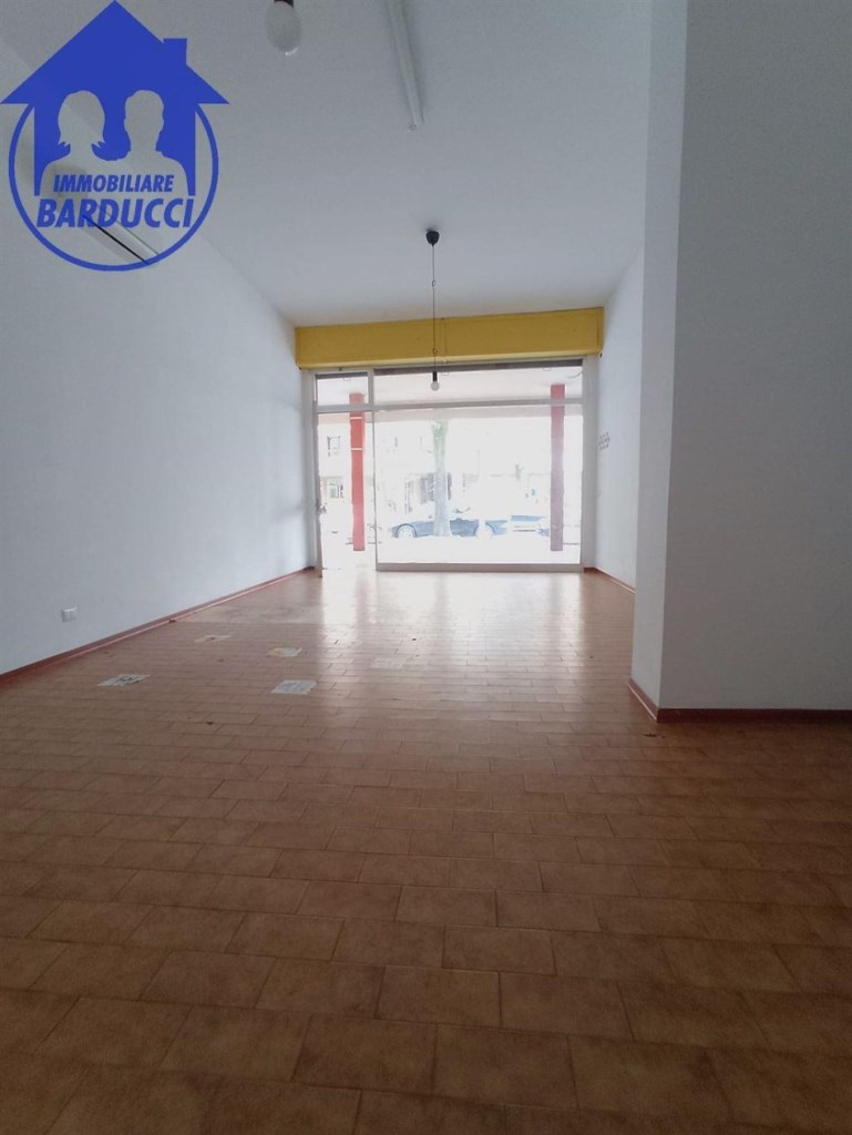 ufficio in vendita a Bellaria-Igea Marina in zona Bellaria