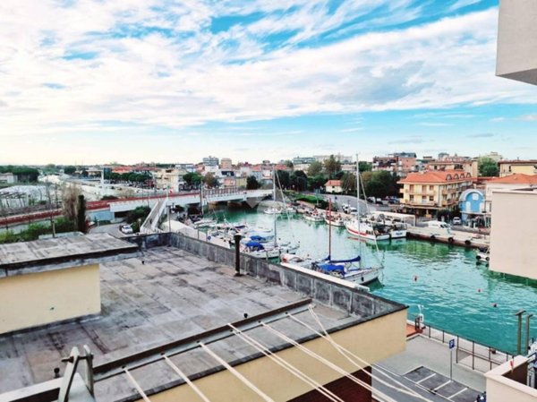 appartamento in vendita a Bellaria-Igea Marina in zona Igea Marina
