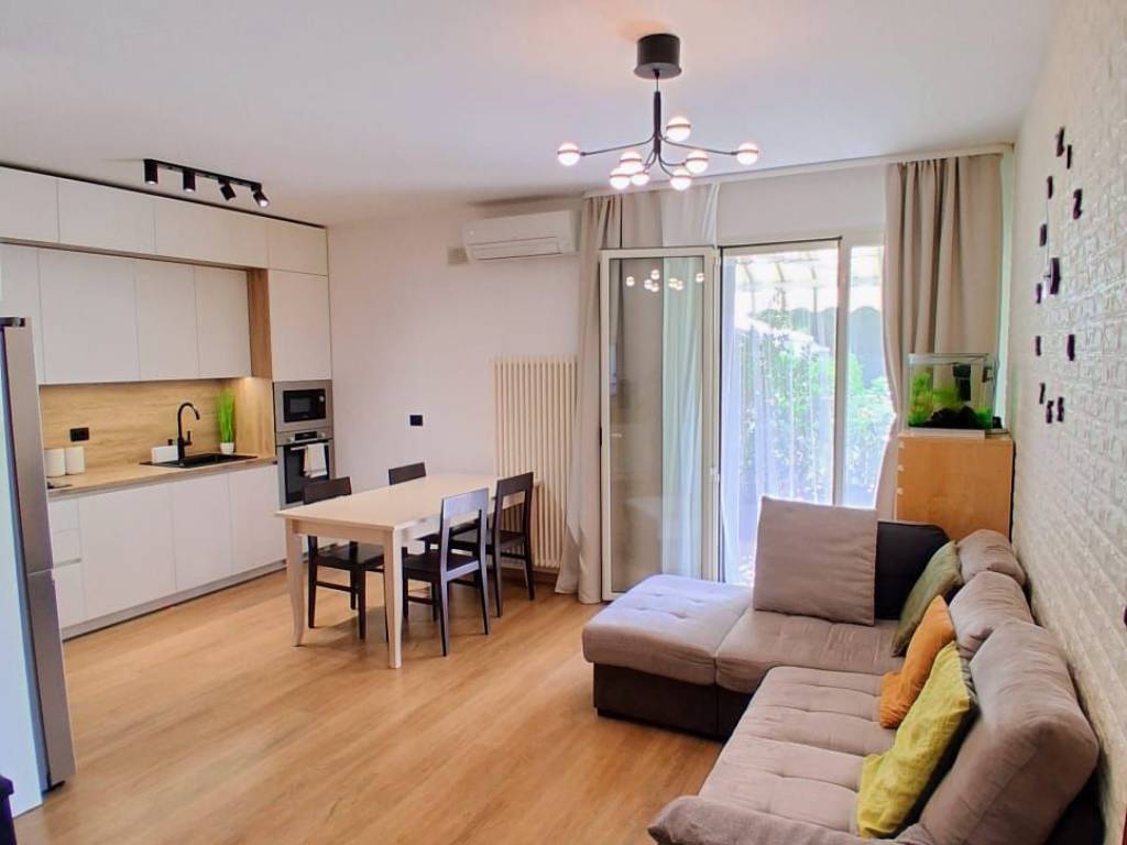 appartamento in vendita a Bellaria-Igea Marina in zona Igea Marina