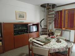 casa indipendente in vendita a Cattolica