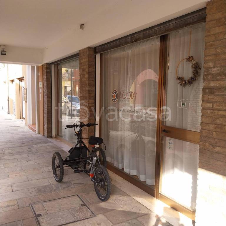 ufficio in vendita a Cattolica