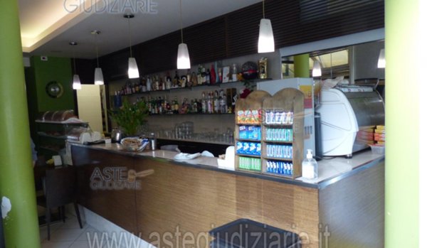 negozio in vendita a Cattolica