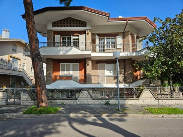 casa indipendente in vendita a Cattolica