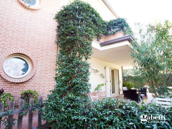 casa indipendente in vendita a Cattolica