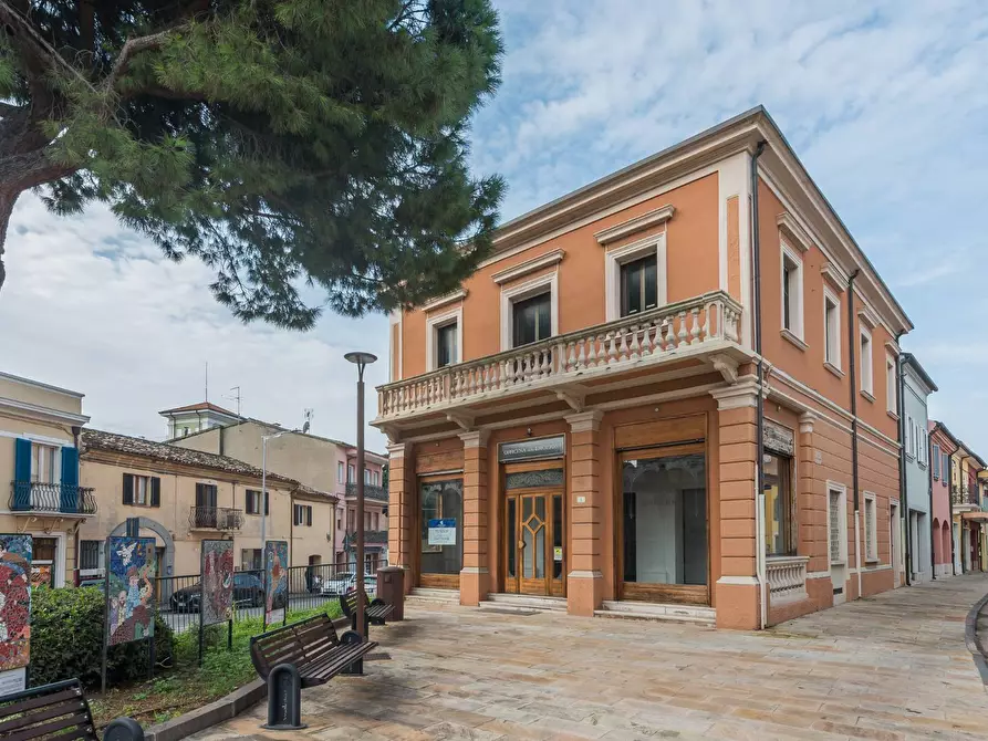 locale commerciale in vendita a Cattolica