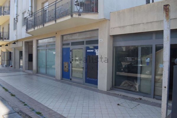 negozio in vendita a Cattolica