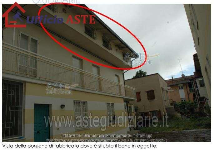 negozio in vendita a Cattolica