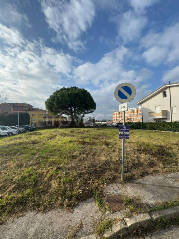 casa indipendente in vendita a Cattolica