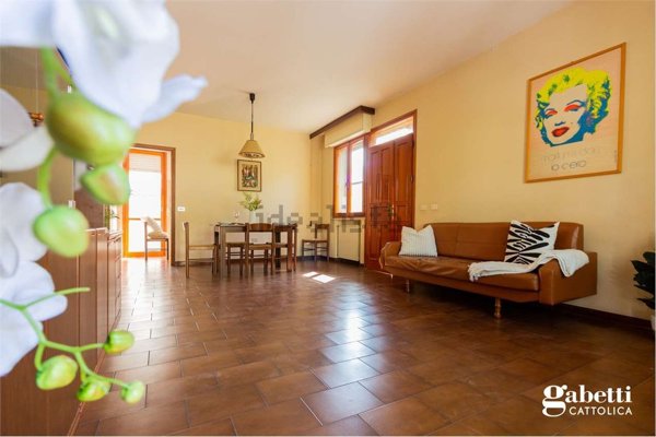 casa indipendente in vendita a Cattolica