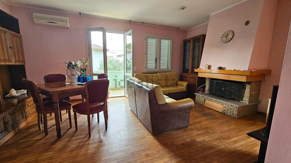 casa indipendente in vendita a Cattolica
