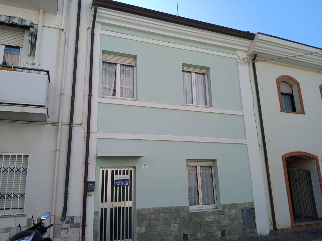 casa indipendente in vendita a Cattolica